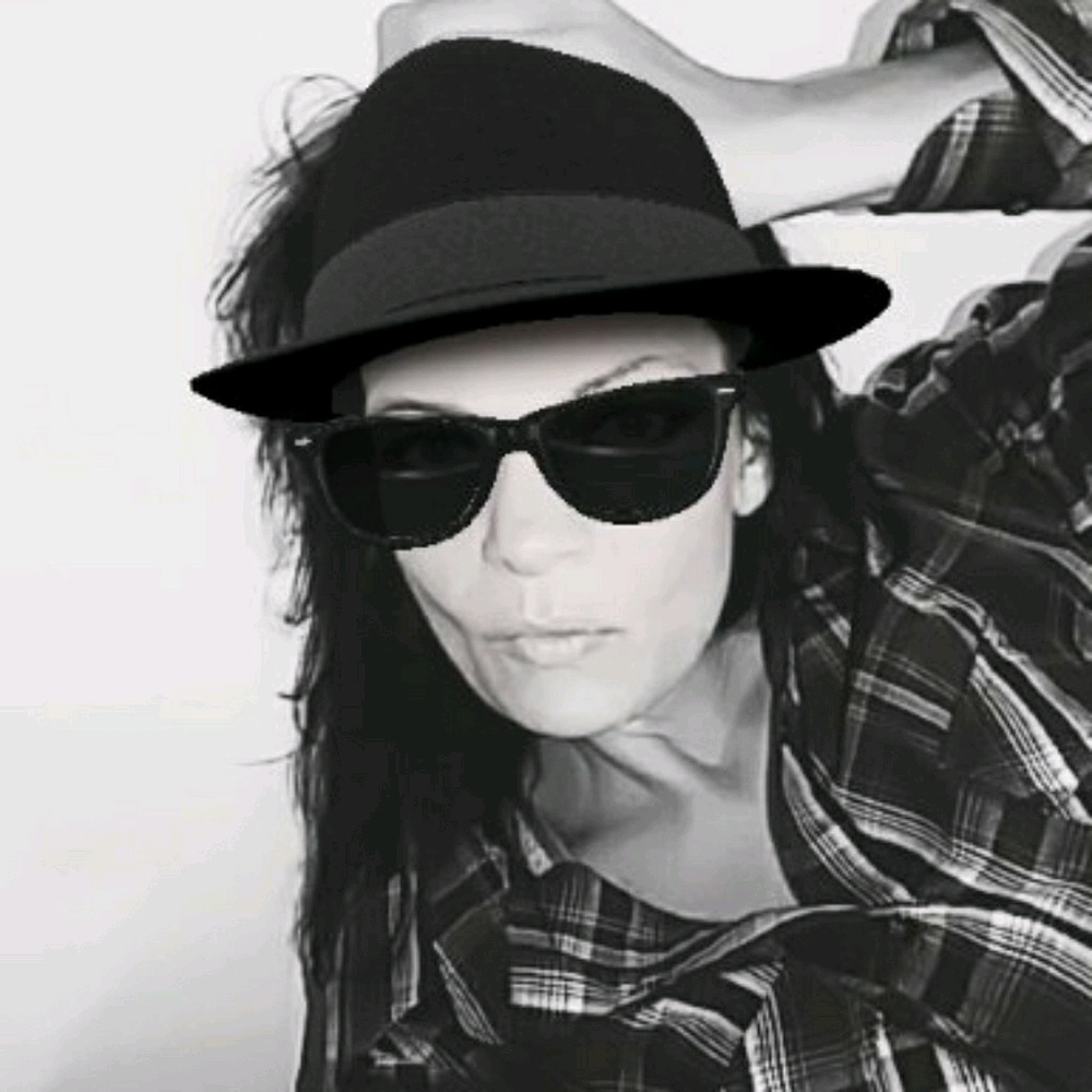 Meet your Posher, Marsha